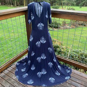 Agnes & Dora Ladies Small Navy Blue Maxi Dress with White Floral Design